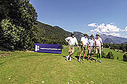 Golfspielen in der Nähe des Wolfgangsees